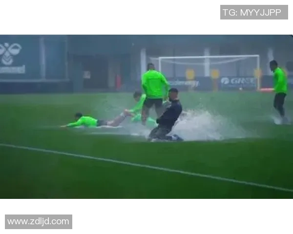 足球巨星技巧揭秘 让你快速提升球场表现的必备训练方法 足球巨星技巧揭秘 让你快速提升球场表现的必备训练方法