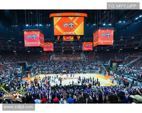 篮球巨星挑战足球赛场 看他们如何跨界展现竞技天赋